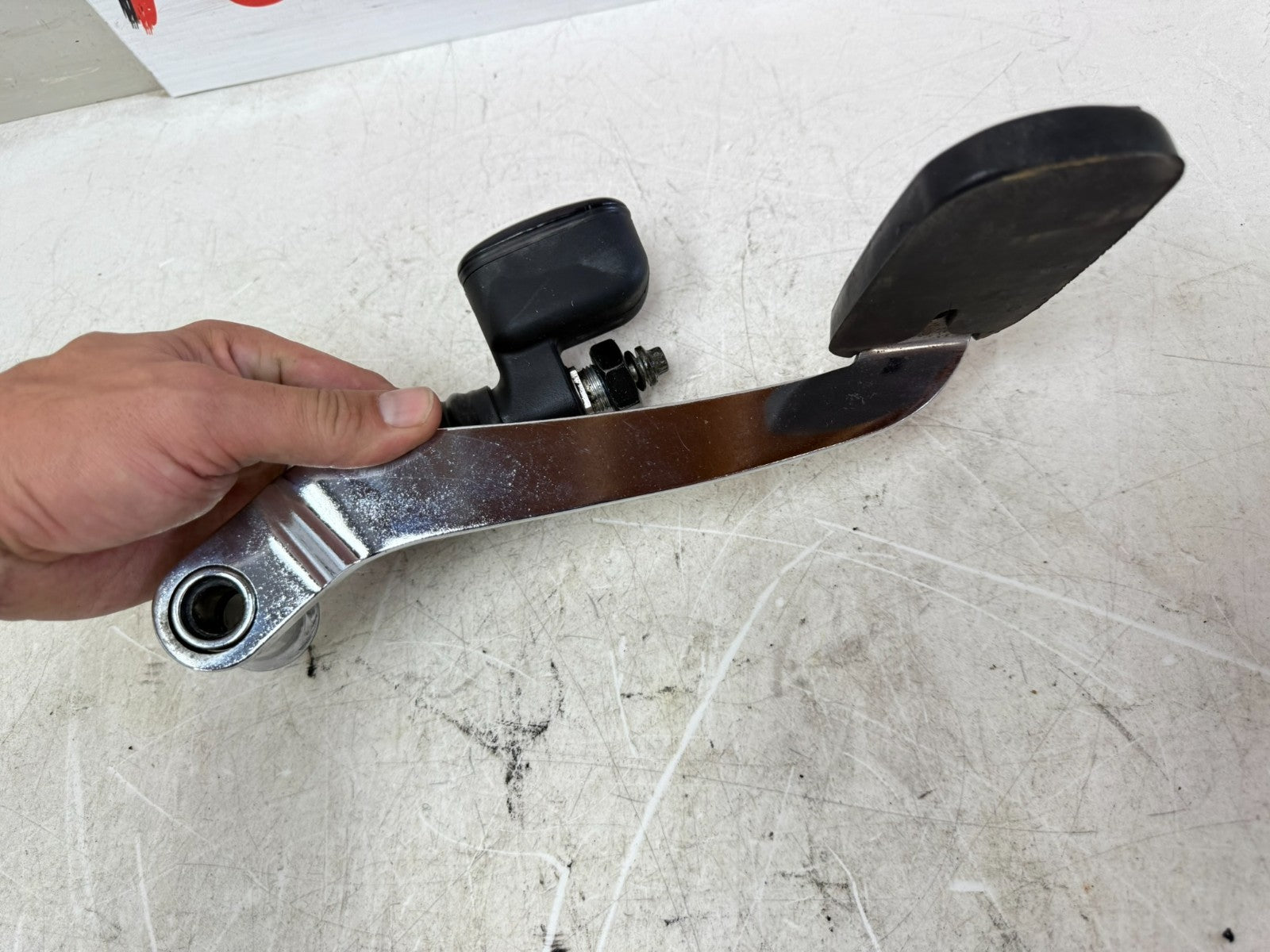 2003 HARLEY ELECTRA GLIDE Rear Brake Master Cylinder & Pedal