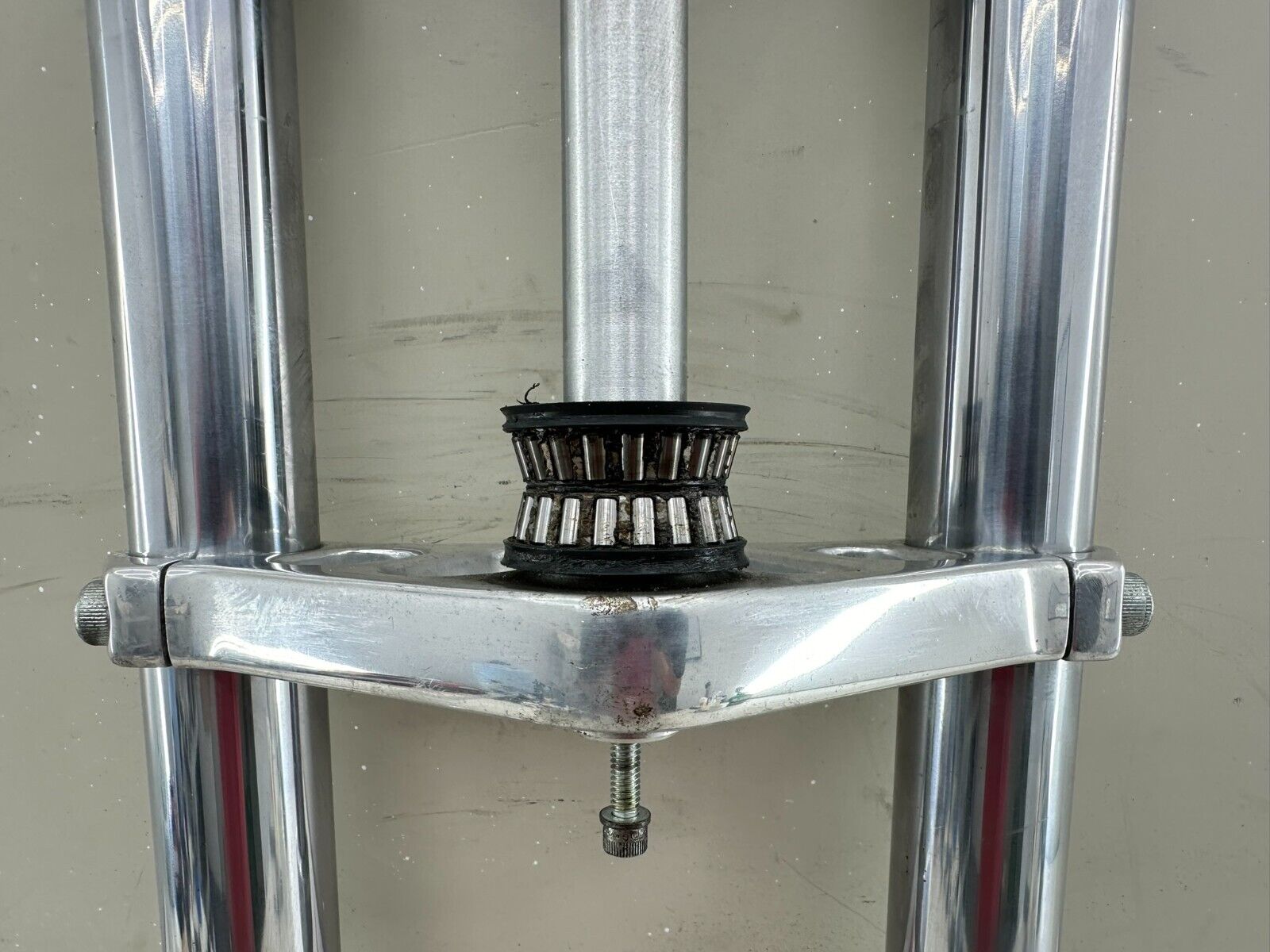 2003 Harley Davidson V Rod VRSCA 49mm Forks Front End Dual Disc Triple Tree