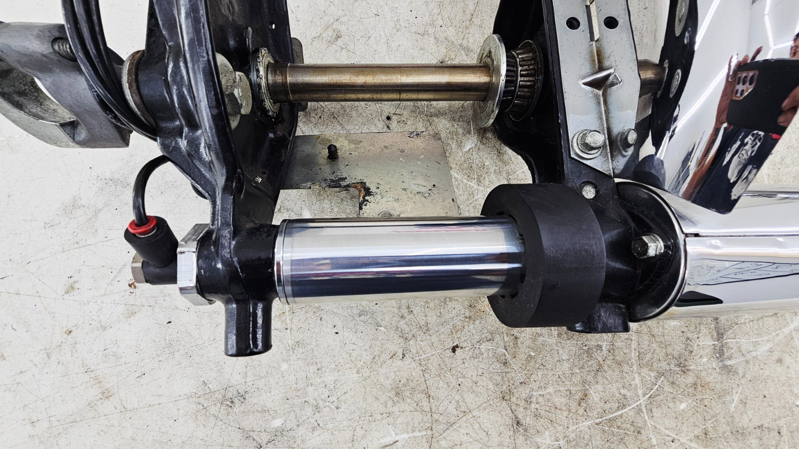 2000 HARLEY ELECTRA GLIDE Forks Triple Tree Front End Suspension