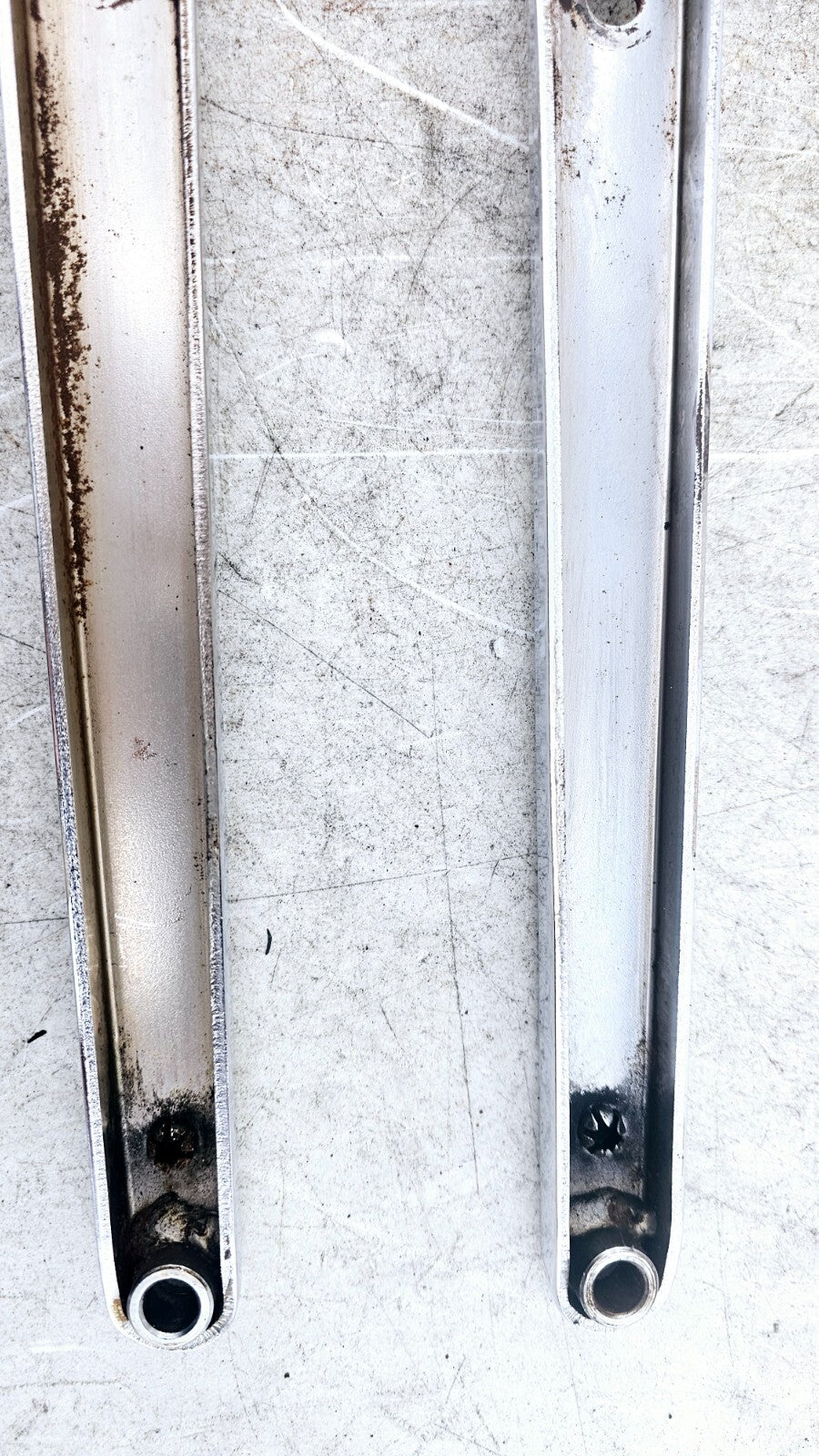 1995 HARLEY DYNA CONVERTIBLE Chrome Rear Fender Frame Strut Arm Bars