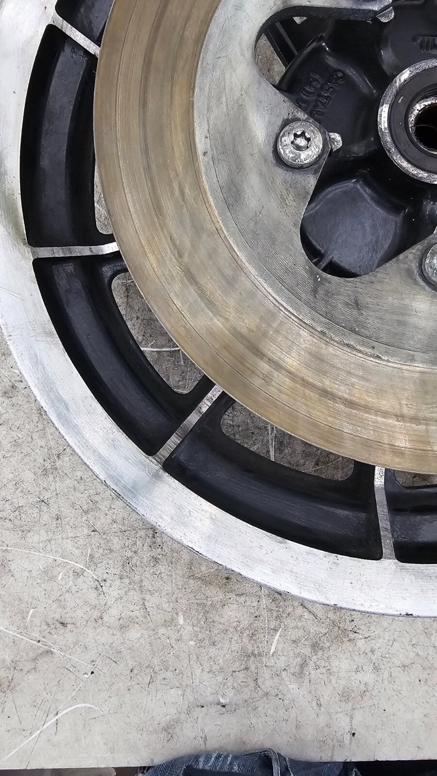 1994 HARLEY FLH ELECTRA GLIDE 16" Rear Back Wheel Rim 10 Spoke Mag 99 down