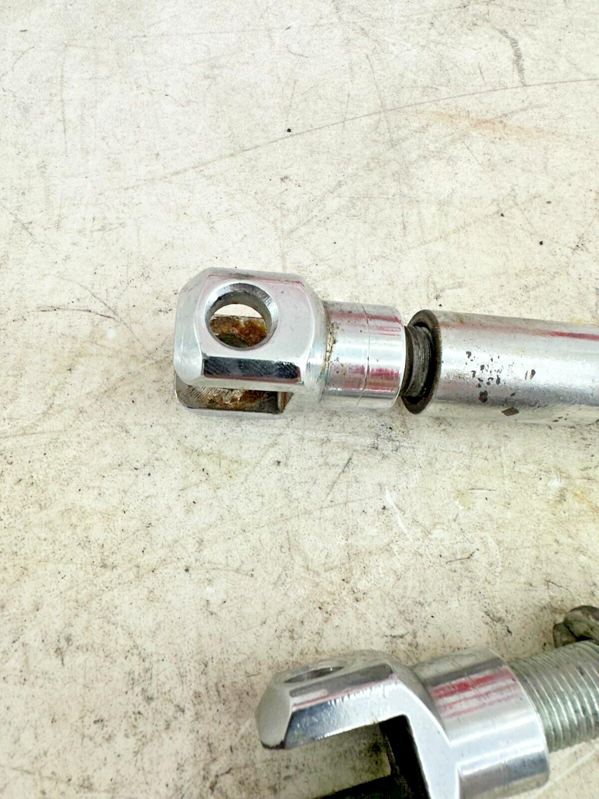 1996 HARLEY DAVIDSON SOFTAIL Passenger Footpeg Mounts OEM Rear Rider Pegs