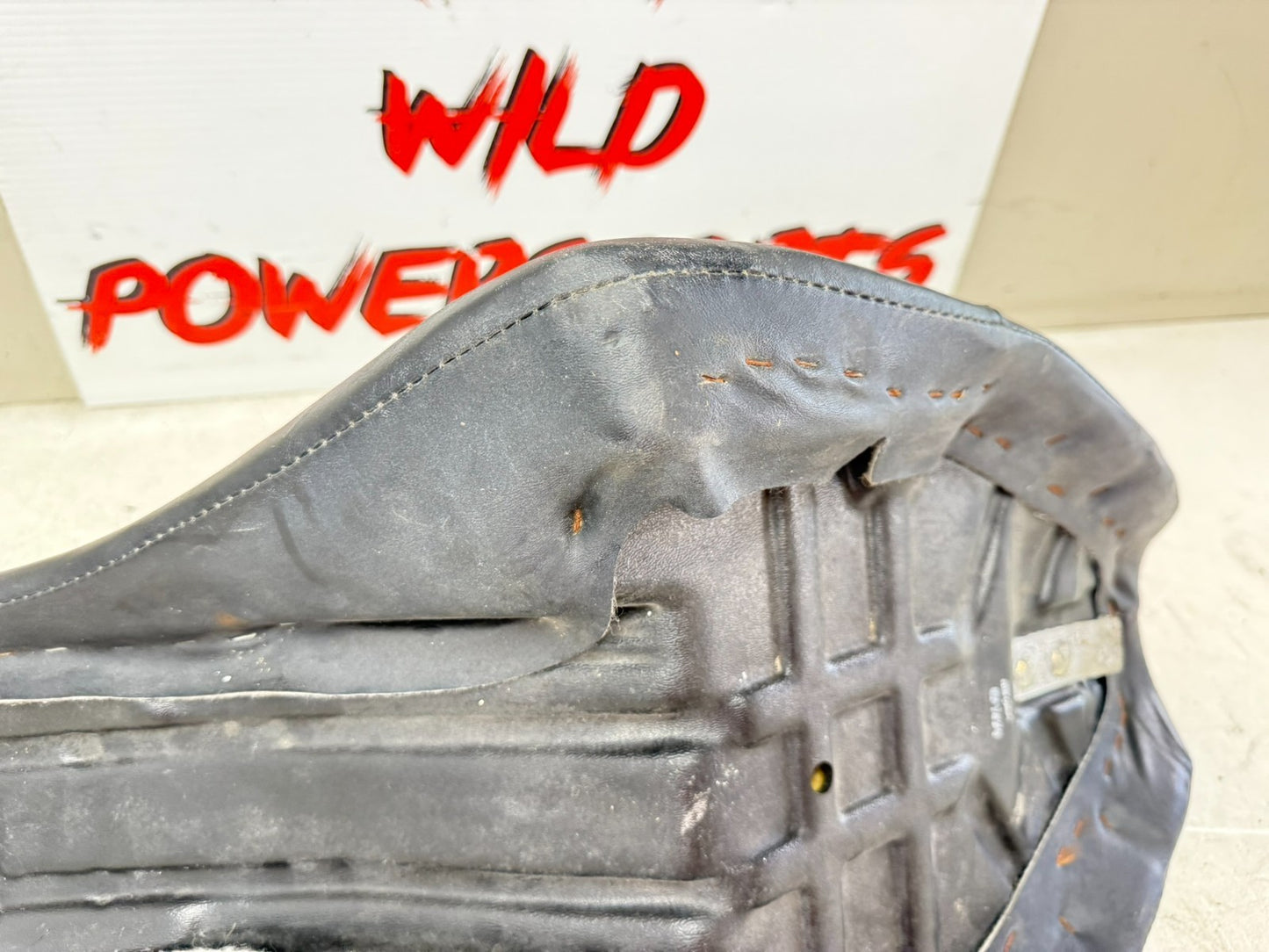 1997 HARLEY DAVIDSON SOFTAIL Gun Slinger OEM Driver Seat Saddle 2 Up 