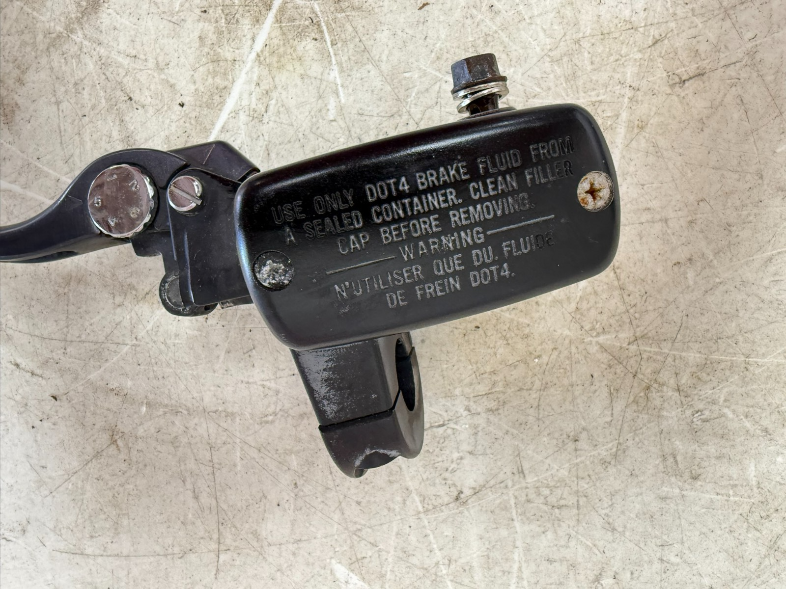 2002 Honda Goldwing GL1800 Front Brake Master Cylinder + Handle Lever