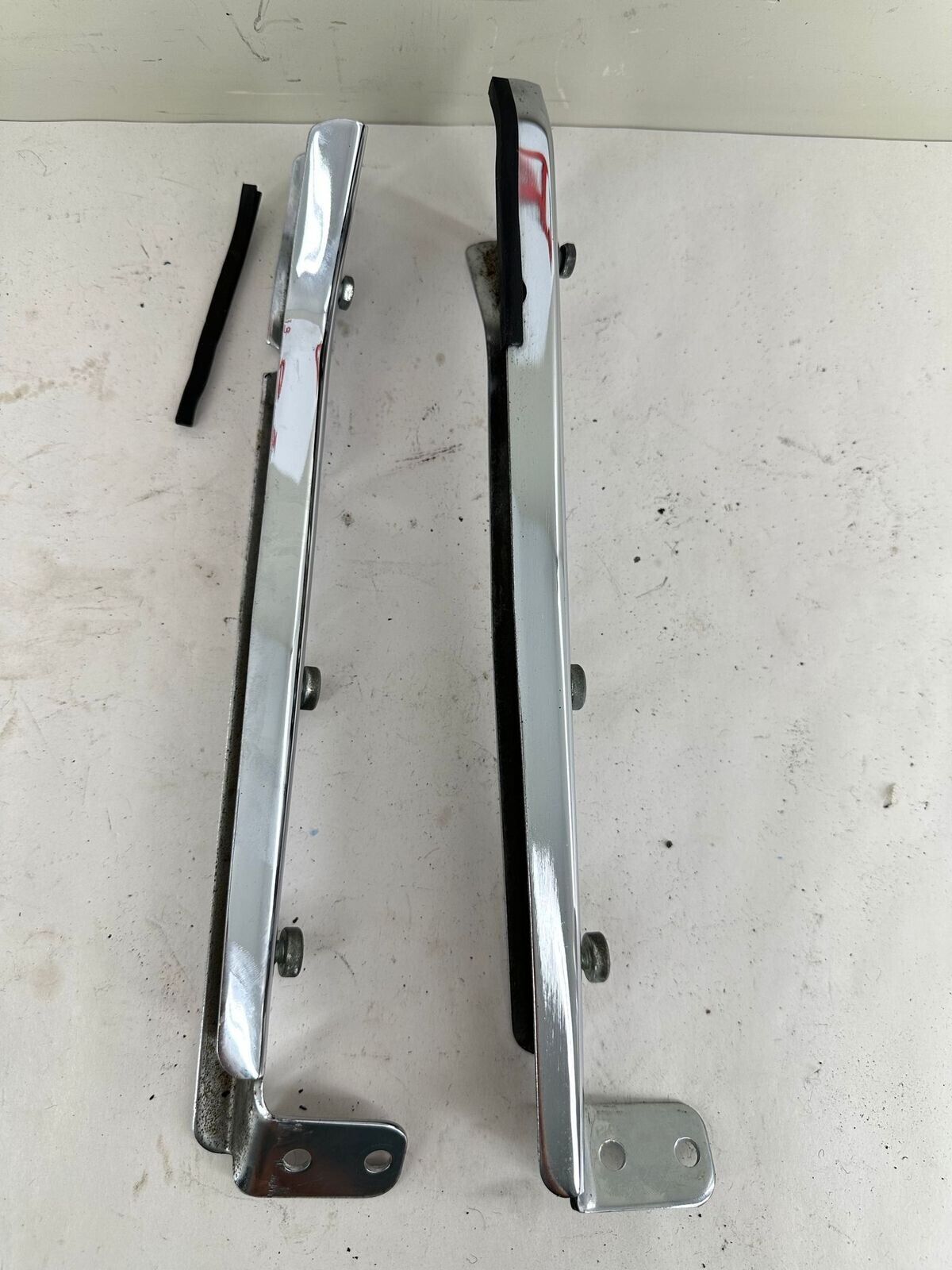 2000 HARLEY FLH ELECTRA GLIDE Saddle Bag Mounting Hardware Bars