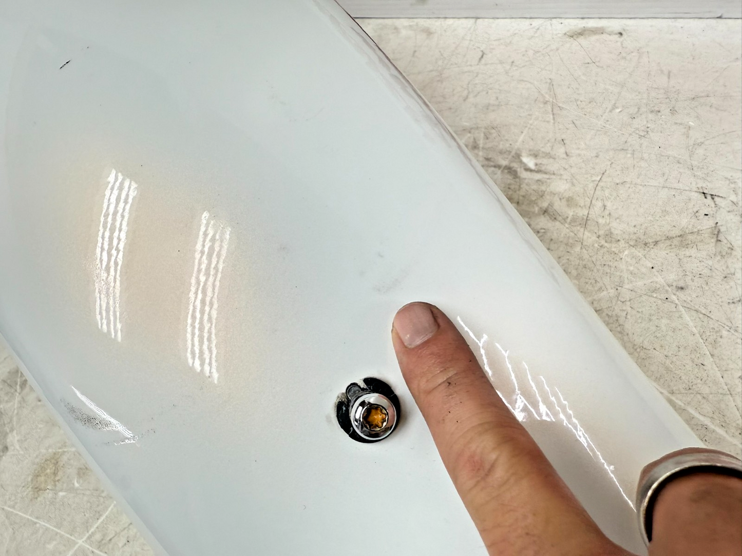 2003 HARLEY DYNA WIDE GLIDE Rear Fender Pearl White 100th Anniversary