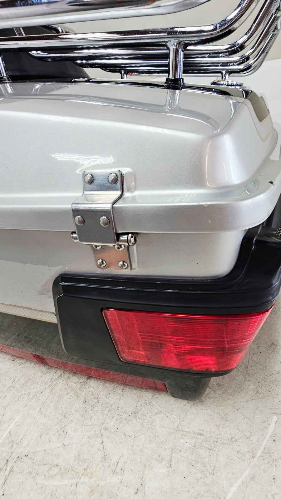 2003 HARLEY ELECTRA GLIDE Trunk Tour Pack Top Box Silver Black 100 Anniversary