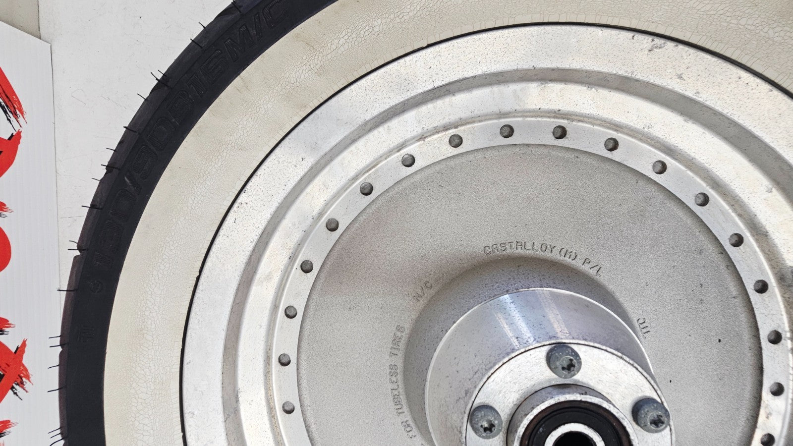 2002 HARLEY SOFTAIL Fatboy Solid Front Wheel Rim Tire OEM 16x3