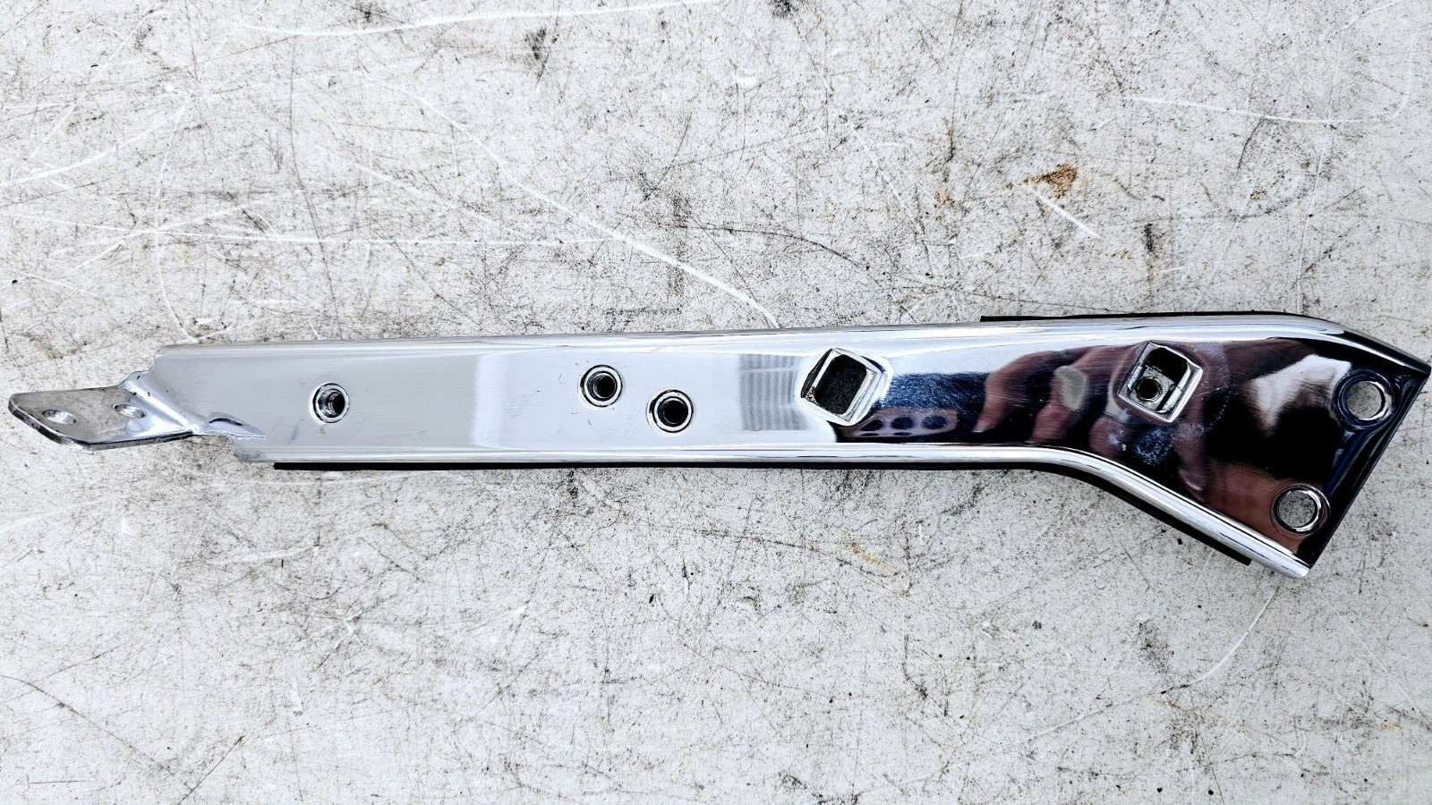 2002 HARLEY ELECTRA GLIDE Saddlebag Mounting Bar Bars Chrome