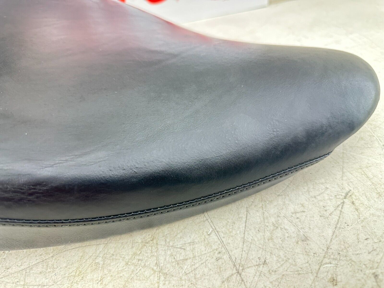 1999 HARLEY SOFTAIL Corbin Solo Seat Saddle