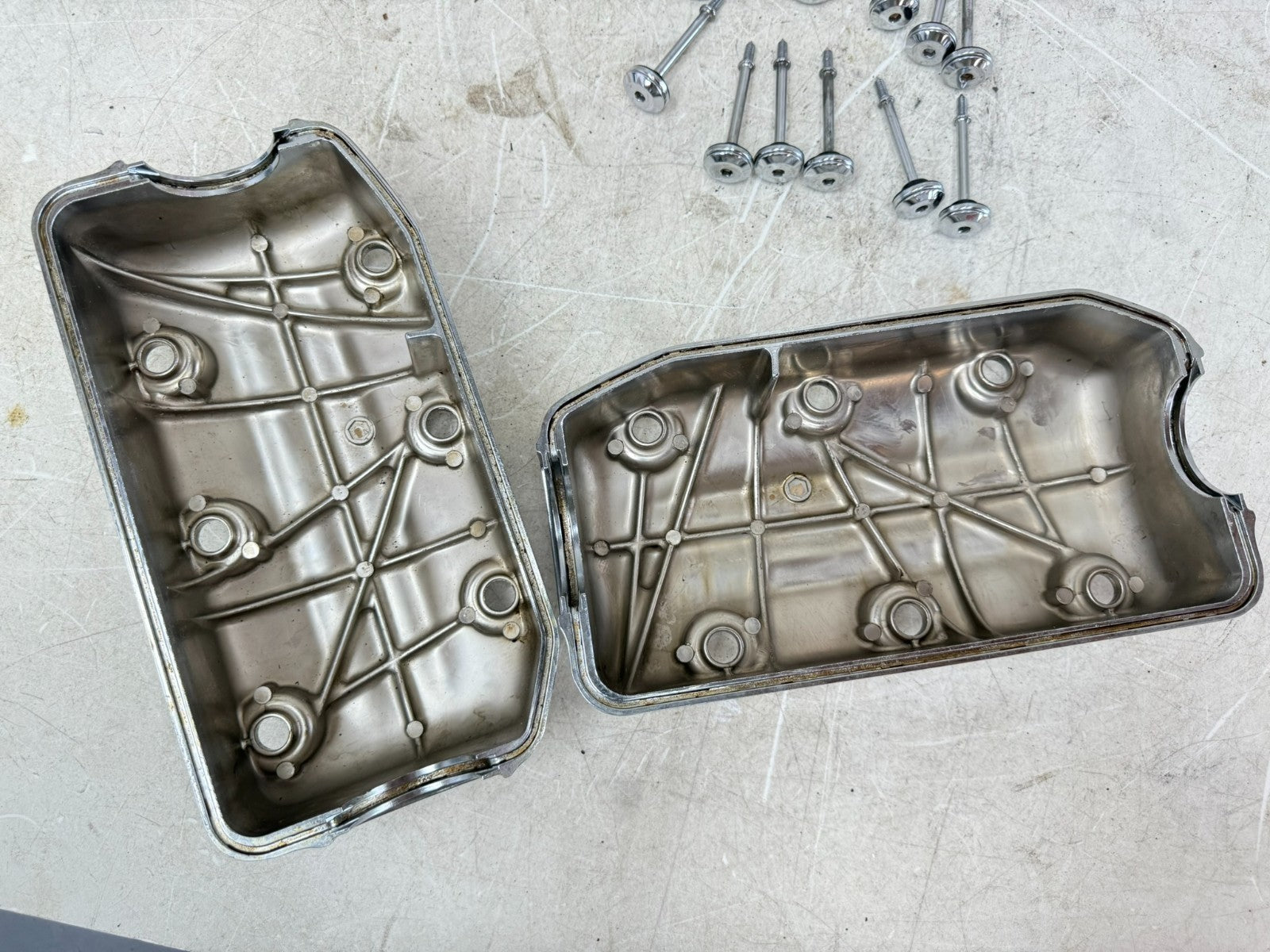 2001 HONDA VALKYRIE INTERSTATE  Valve Head Chrome Cover Bolts + MTG Hardware