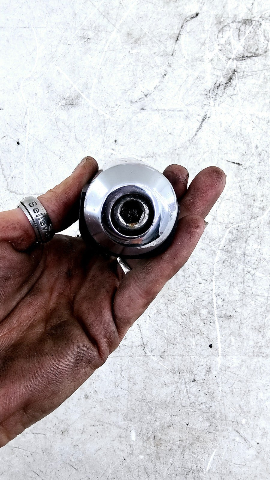 2000 Harley Davidson Sportster Rear Passenger Chrome Footpeg Foot Peg Footrest