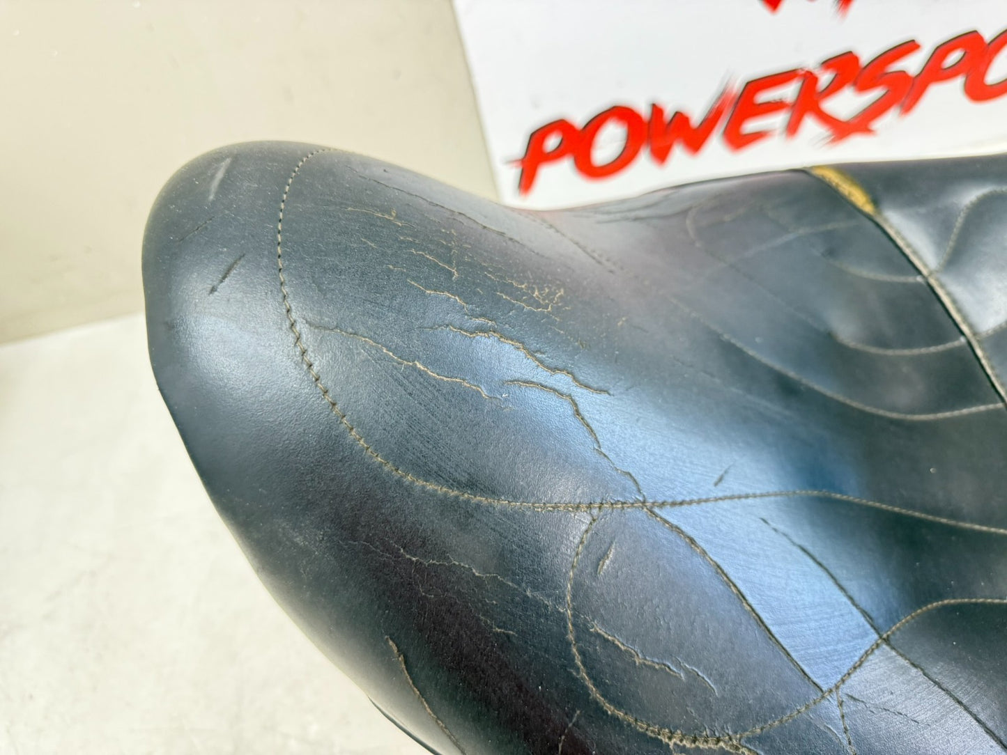 1997 HARLEY DAVIDSON SOFTAIL Corbin Driver Passenger Seat Studded