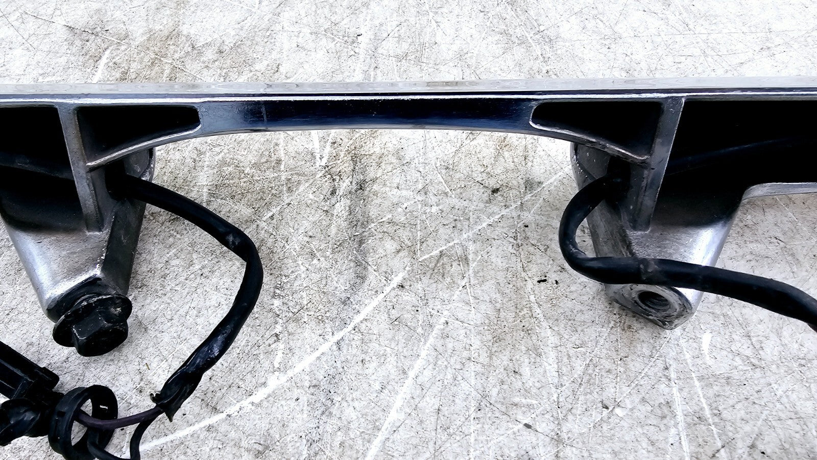 2000 HARLEY ELECTRA GLIDE Rear Blinker Turn Signal Bracket Bar