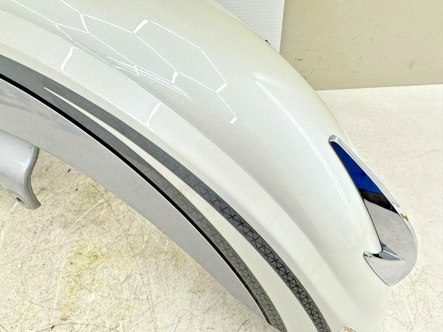 2005 Victory Kingpin OEM Front Fender