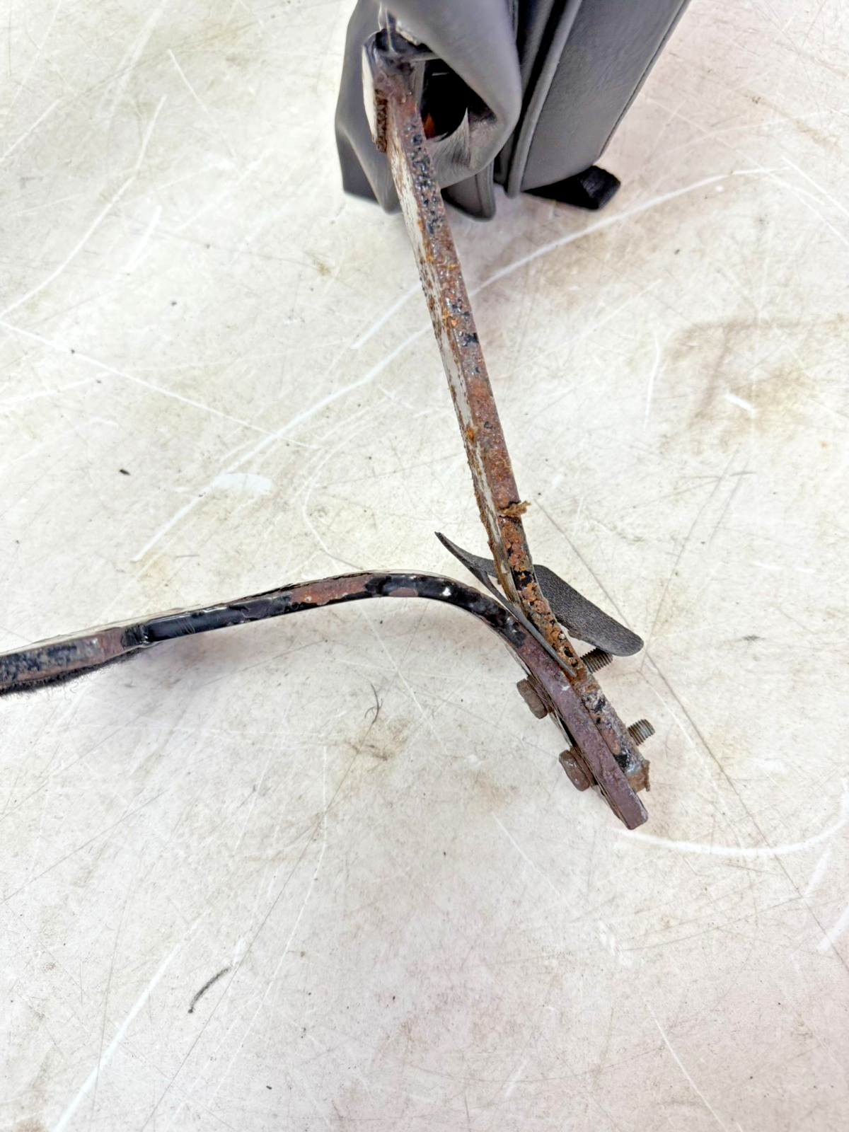 2002 Honda Goldwing GL1800 Utopia Backrest Pad w/ Pouch & MTG Bracket