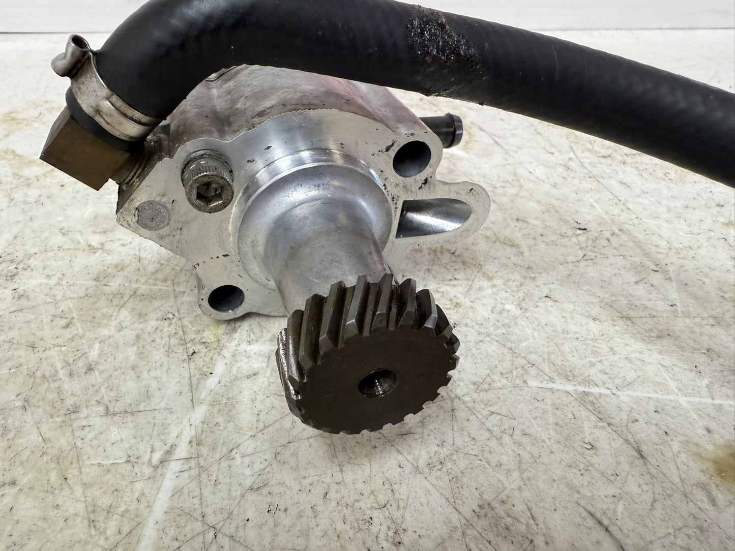 1997 Harley Davidson Sportster Engine Oil Pump Hose