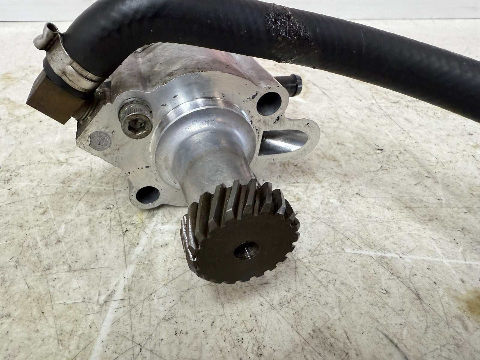 1997 Harley Davidson Sportster Engine Oil Pump Hose