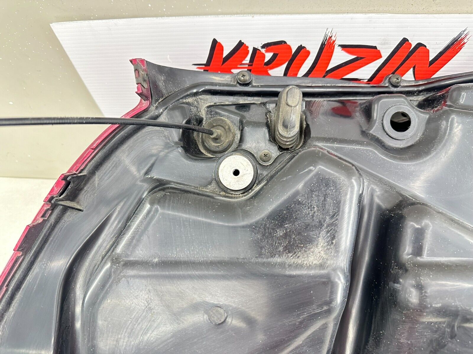 2004 Honda Goldwing GL1800 Left Inner Saddlebag Housing Case Panel