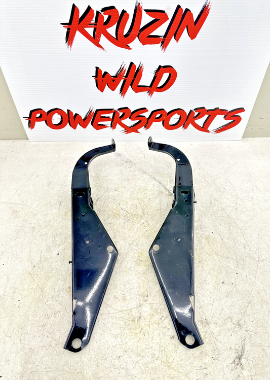 2003 HARLEY ELECTRA GLIDE classic Main Upper Batwing Fairing MTG Frame Bracket