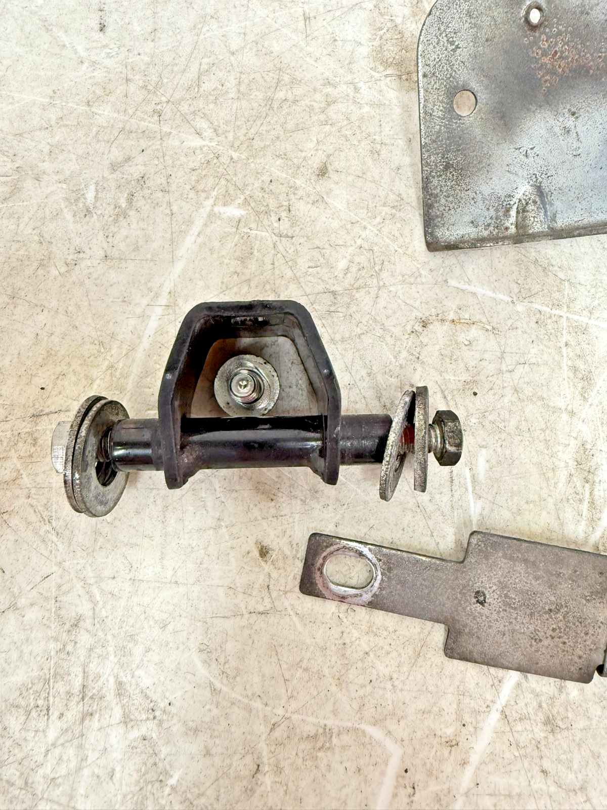 1997 HARLEY DAVIDSON SOFTAIL Dash Console Fuel Gas Tank Mounting Brackets