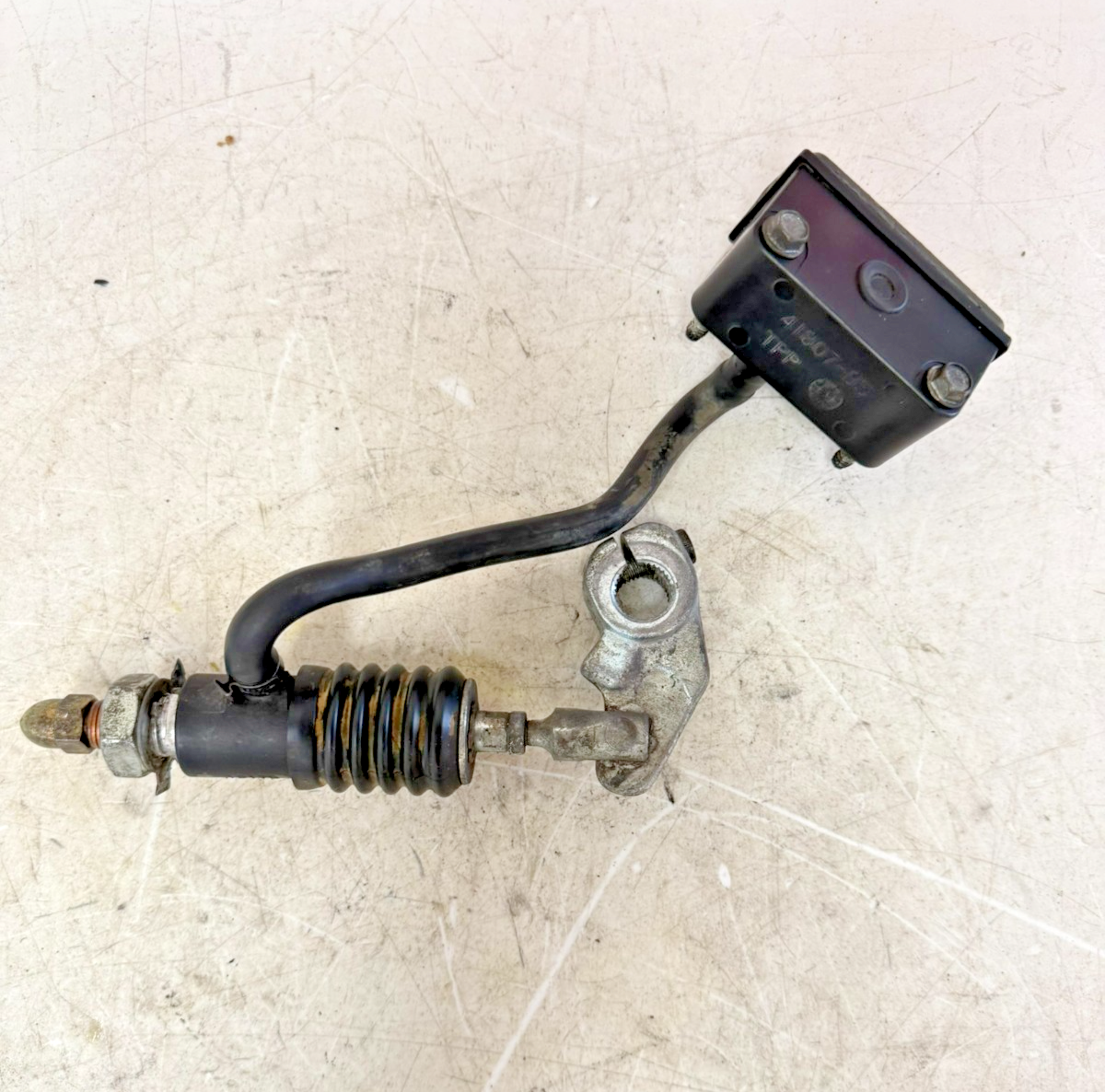 1995 HARLEY FLH ELECTRA GLIDE Rear Brake Master Cylinder