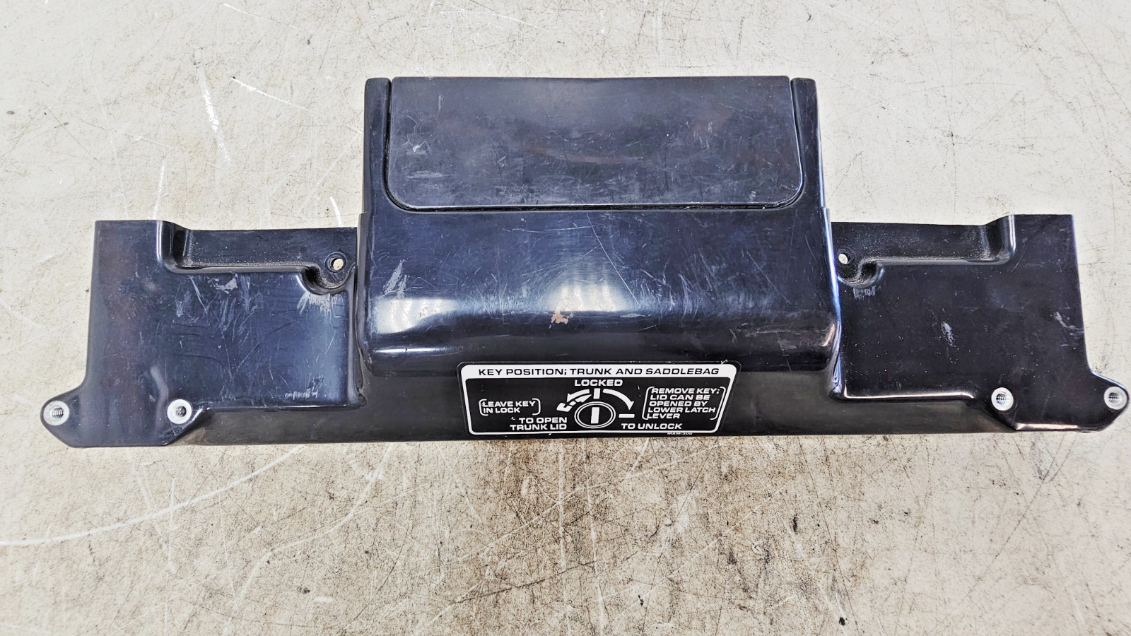 1993 HONDA GOLDWING GL1500 Trunk Saddlebag Lock Latch Release Cover