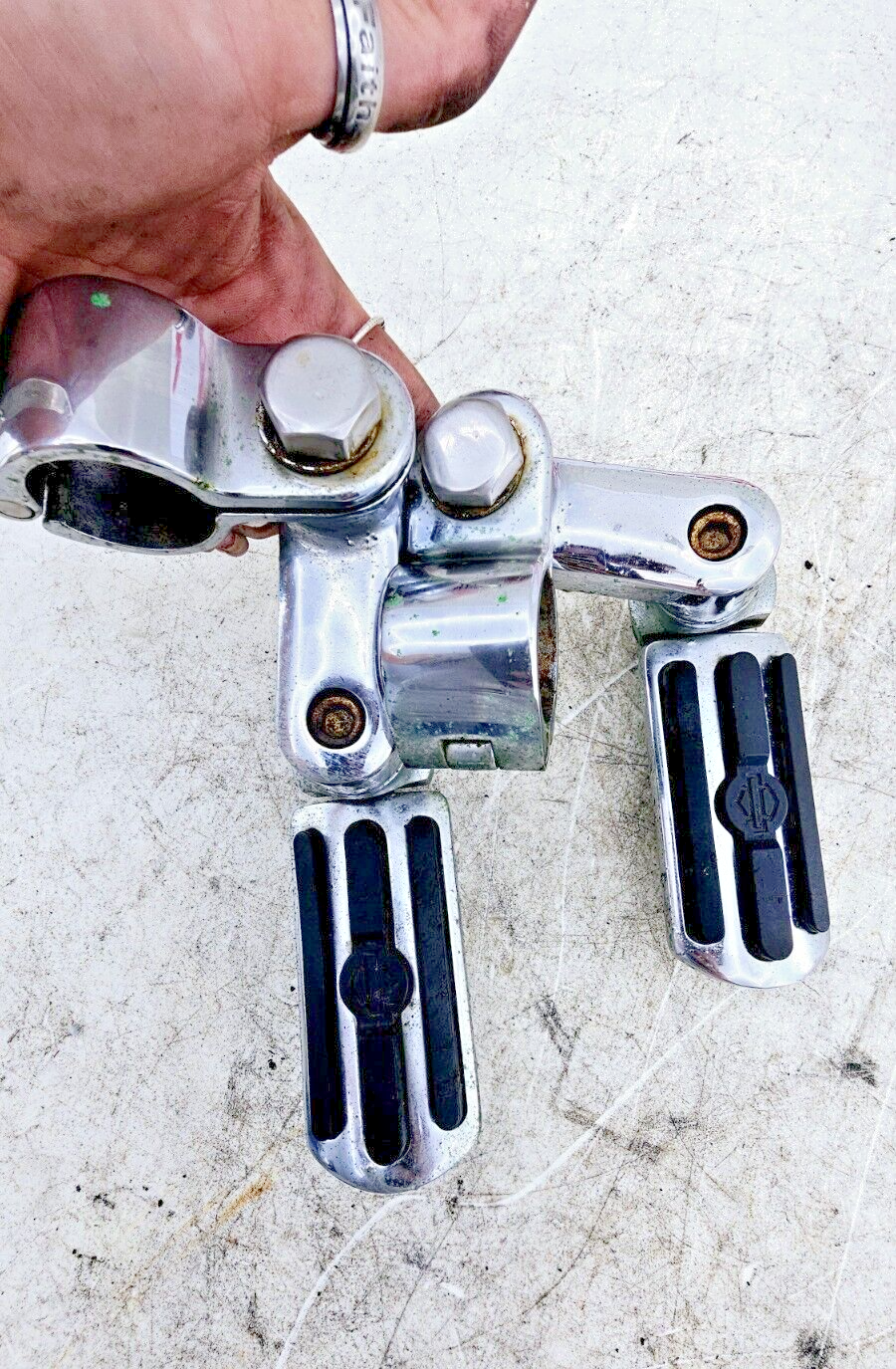 2002 HARLEY ELECTRA GLIDE Chrome OEM HD Highway Foot Pegs Peg Rest