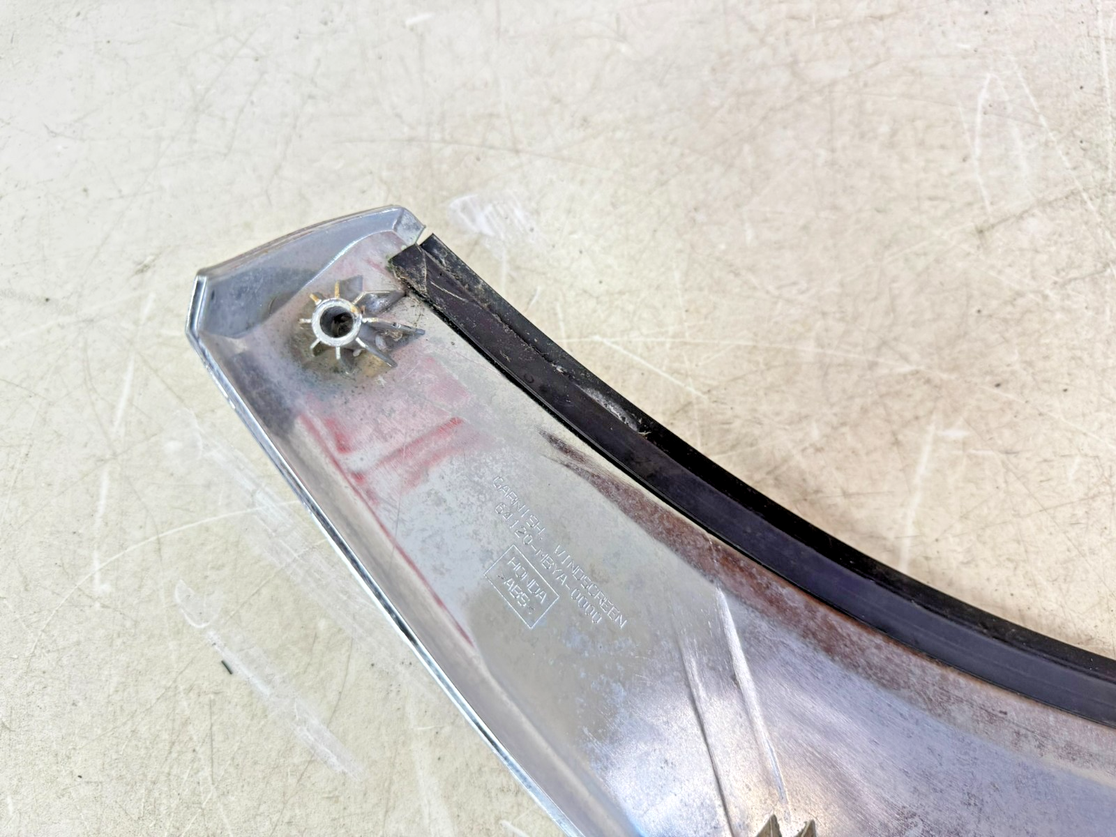 2001 HONDA VALKYRIE INTERSTATE Upper Fairing Windshield Trim Garnish Chrome