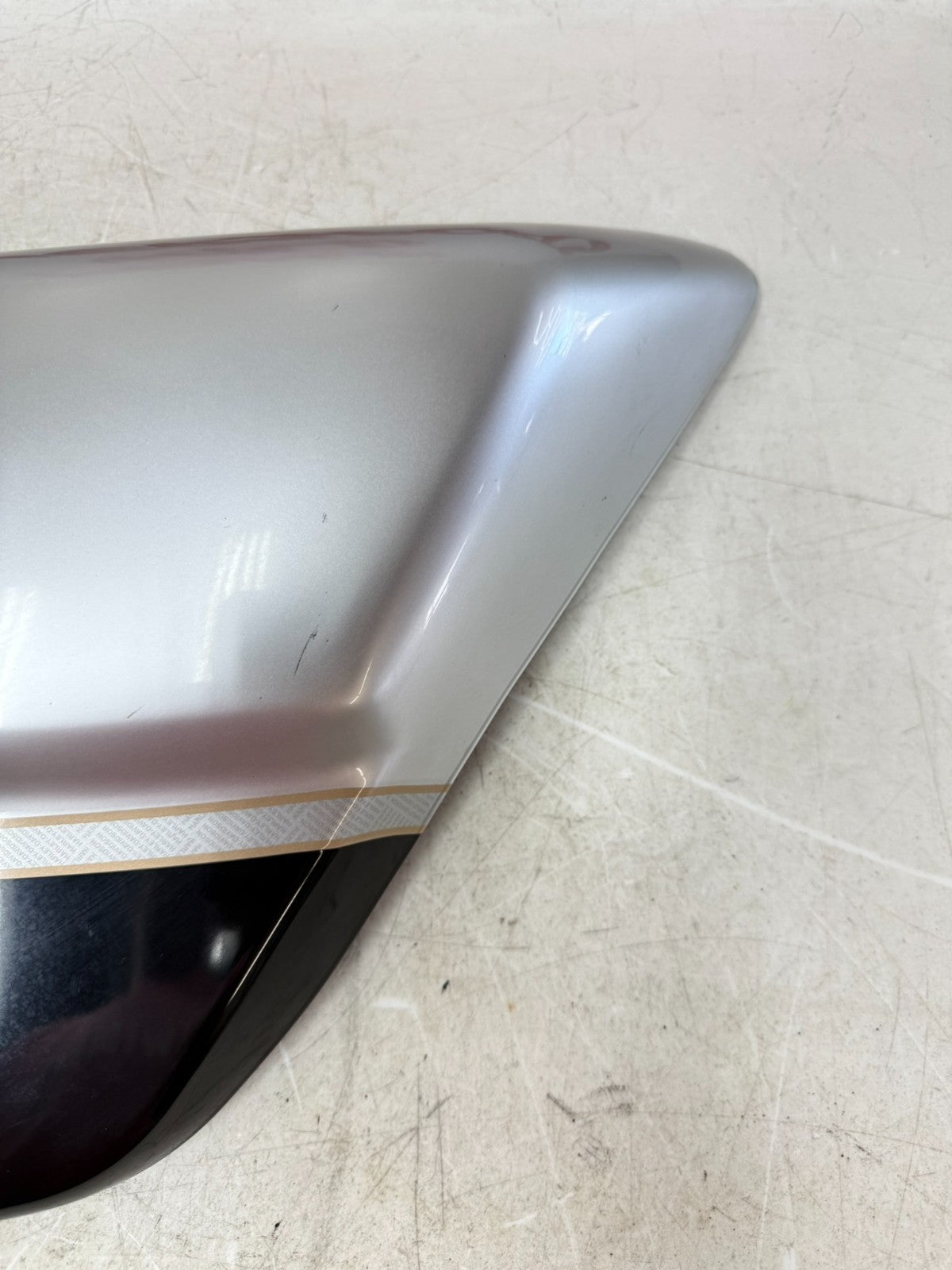 2003 HARLEY ELECTRA GLIDE Right Side Cover Fairing Cowl 100th Anniversary