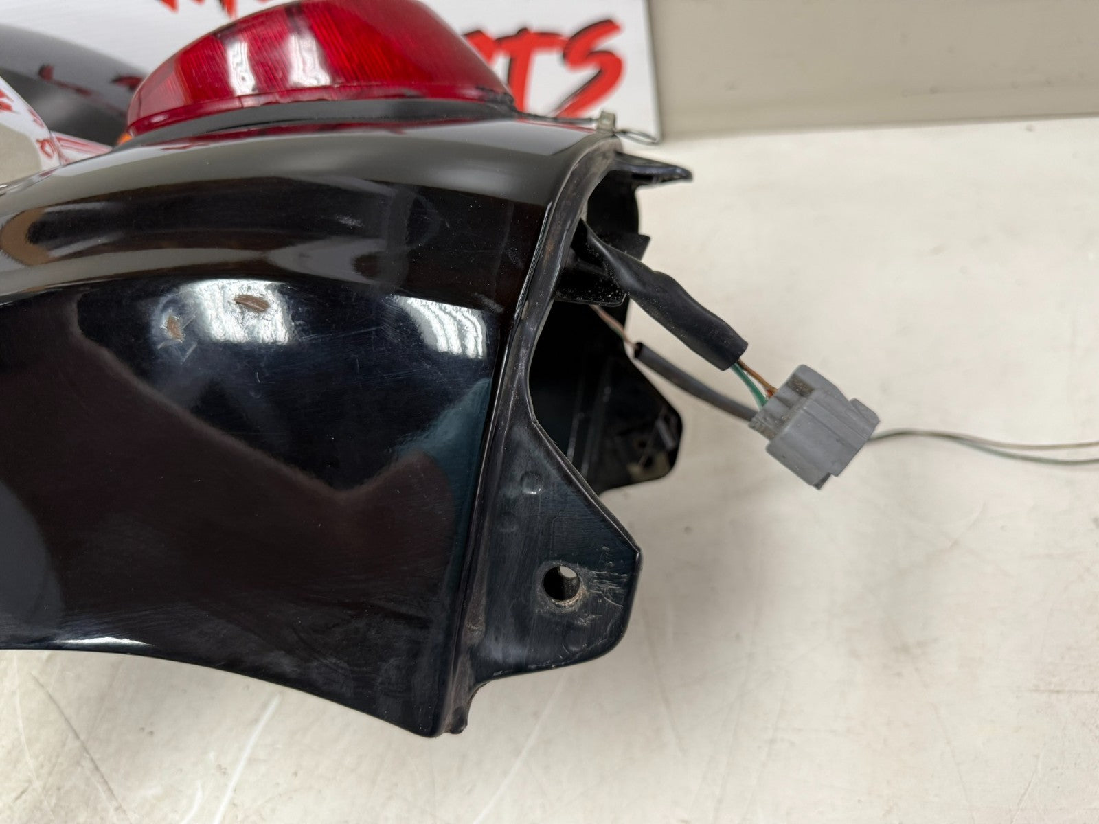 2001 HONDA VALKYRIE INTERSTATE Rear Back Fender Mudguard Turn Signal Light