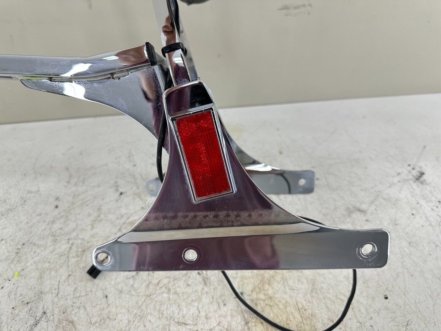 2003 HARLEY DAVIDSON SOFTAIL Passenger Backrest Sissy Bar w/ Pad & Luggage Rack