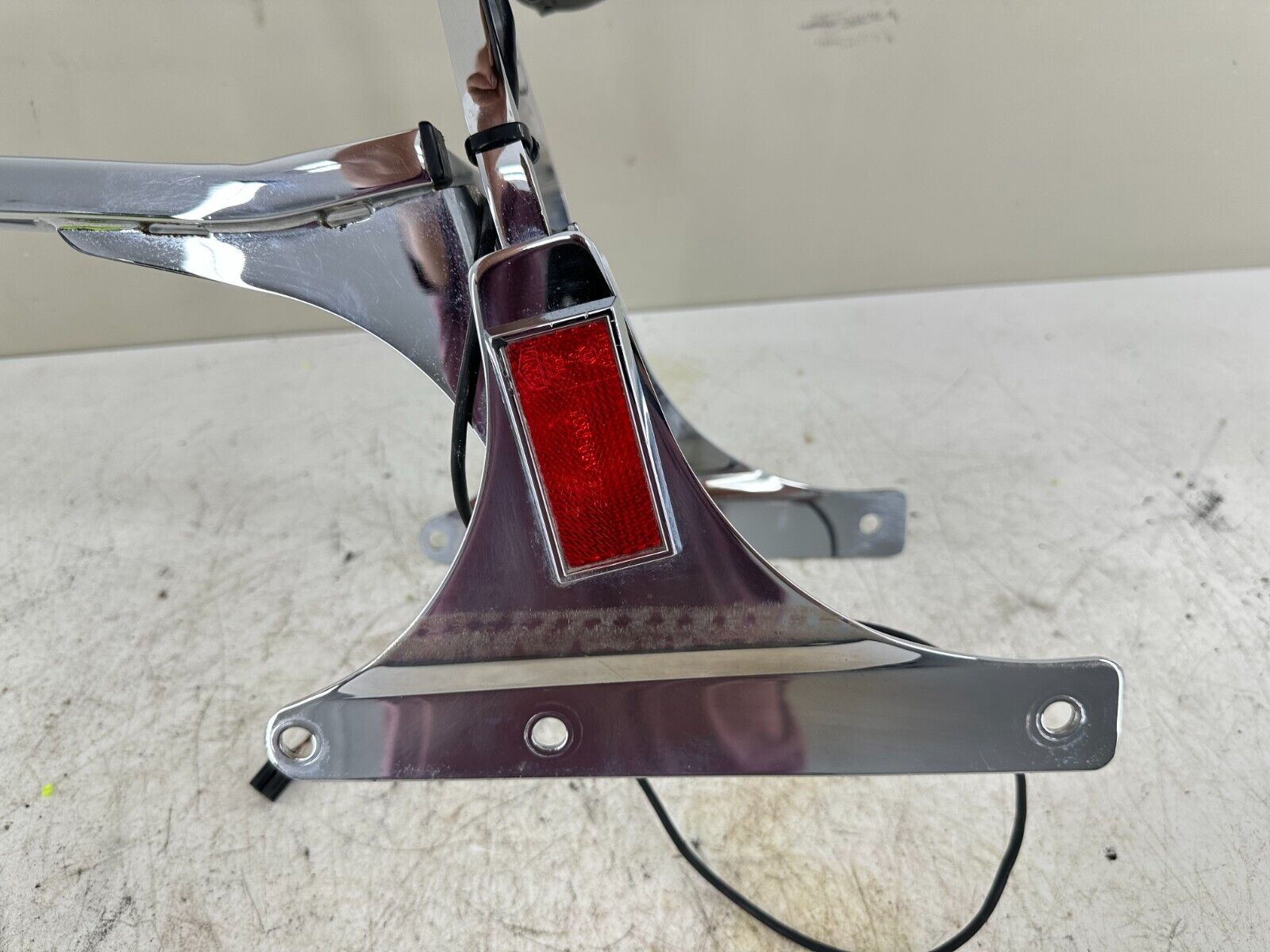2003 HARLEY DAVIDSON SOFTAIL Passenger Backrest Sissy Bar w/ Pad & Luggage Rack