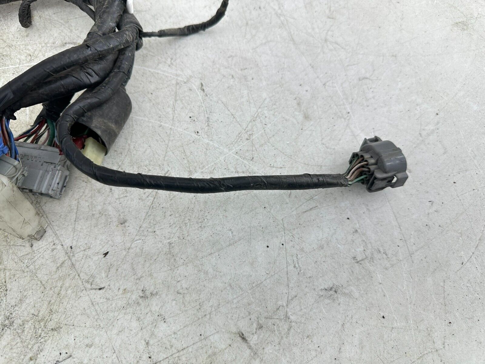 2004 Honda Goldwing GL1800 Main Upper Fairing Interconnect Wire Wiring Harness