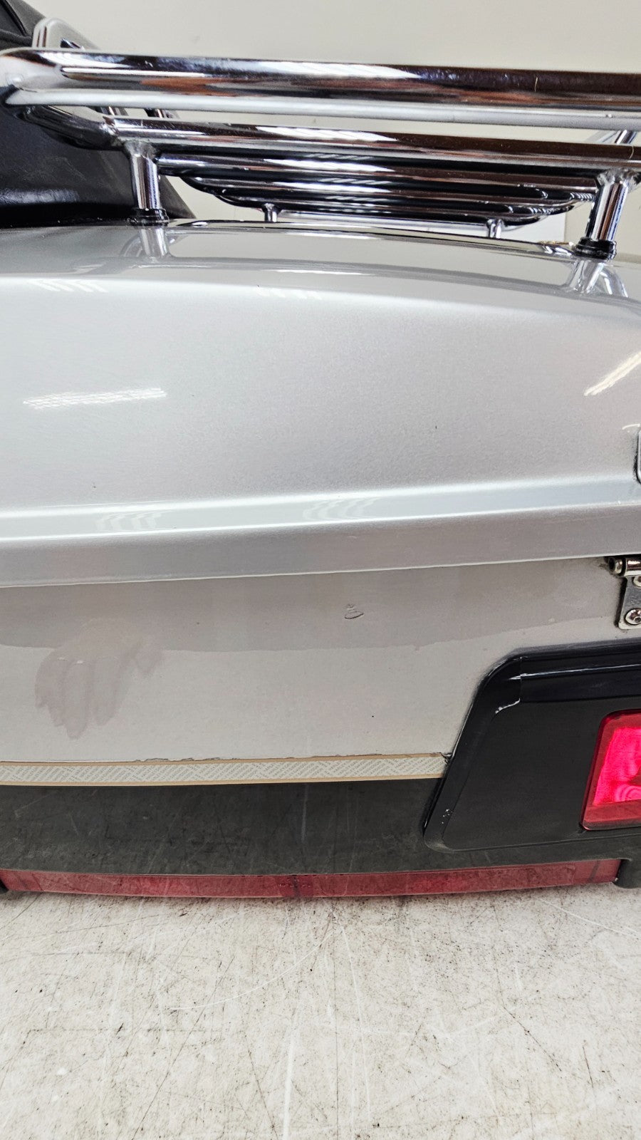 2003 HARLEY ELECTRA GLIDE Trunk Tour Pack Top Box Silver Black 100 Anniversary