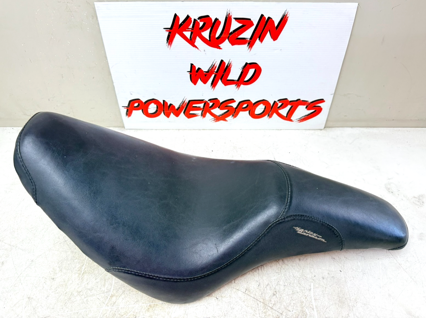 1997 HARLEY DAVIDSON SOFTAIL Gun Slinger OEM Driver Seat Saddle 2 Up 