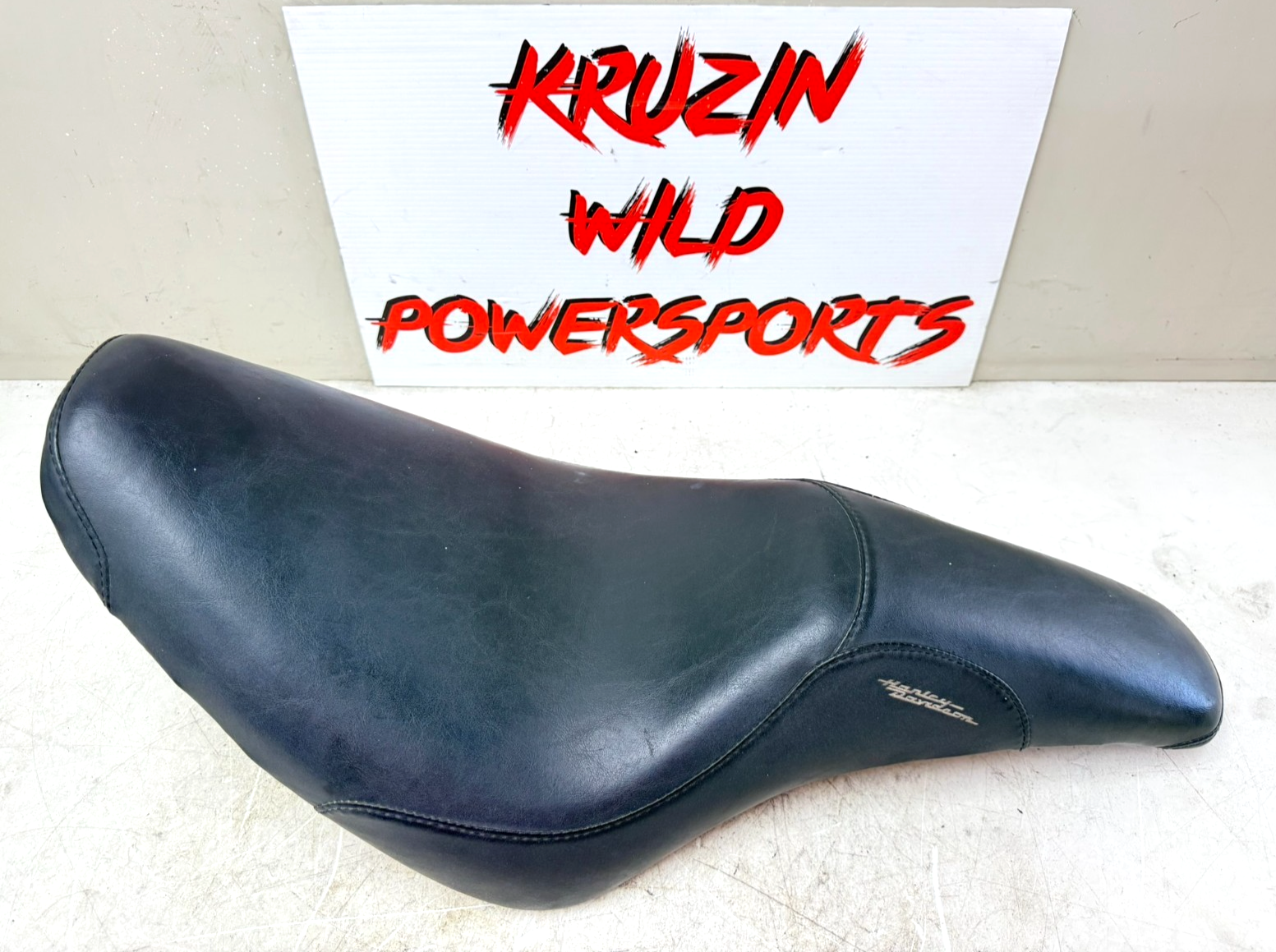 1997 HARLEY DAVIDSON SOFTAIL Gun Slinger OEM Driver Seat Saddle 2 Up 