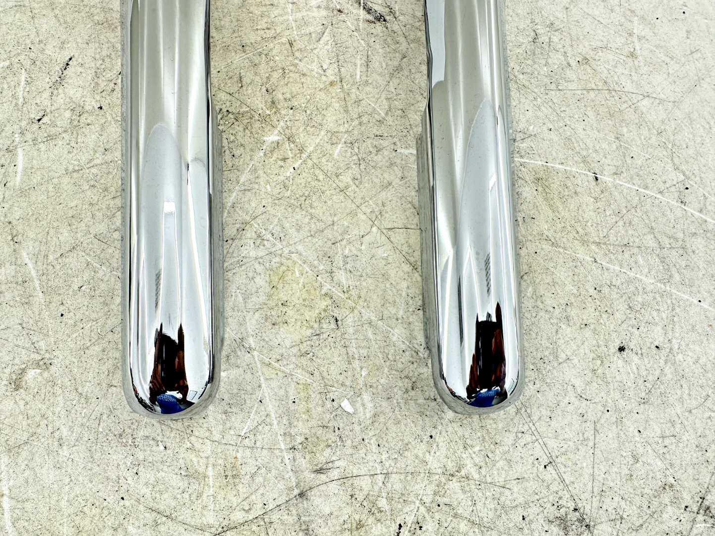 2003 HARLEY ELECTRA GLIDE classic Chrome Rear Fender Frame Strut Arm Bar Cover