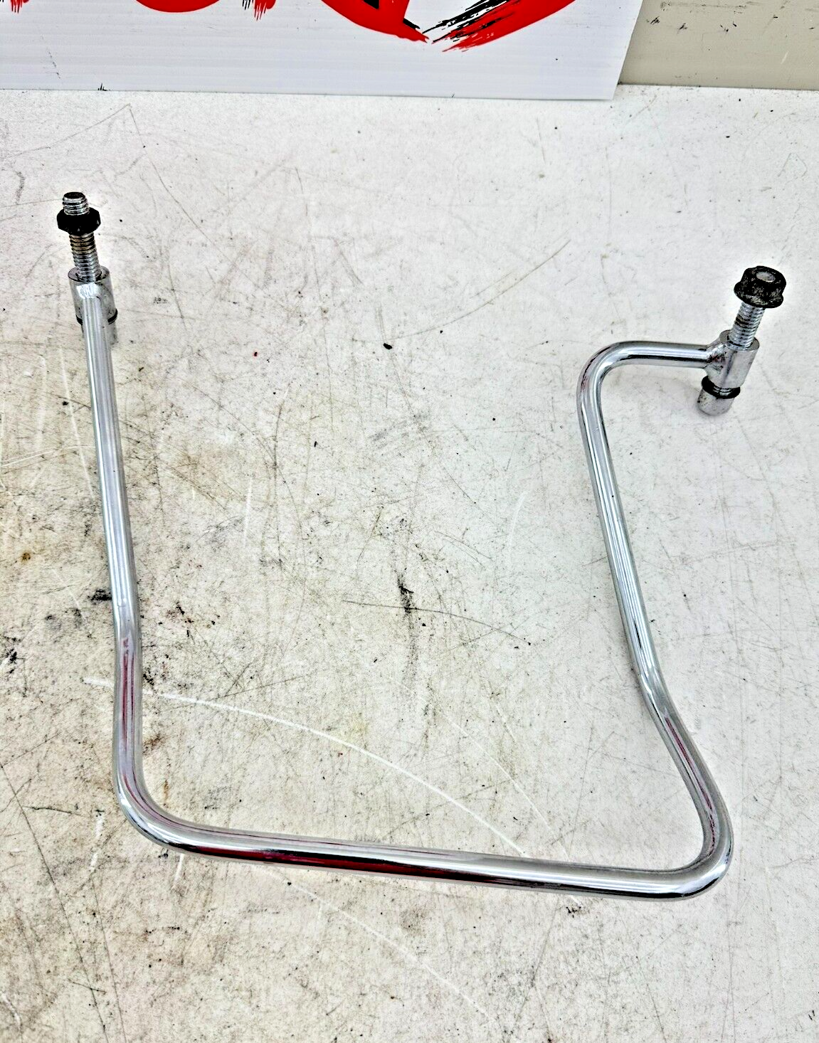 2005 HARLEY DAVIDSON DYNA Chrome Saddlebag Support Arm Bar