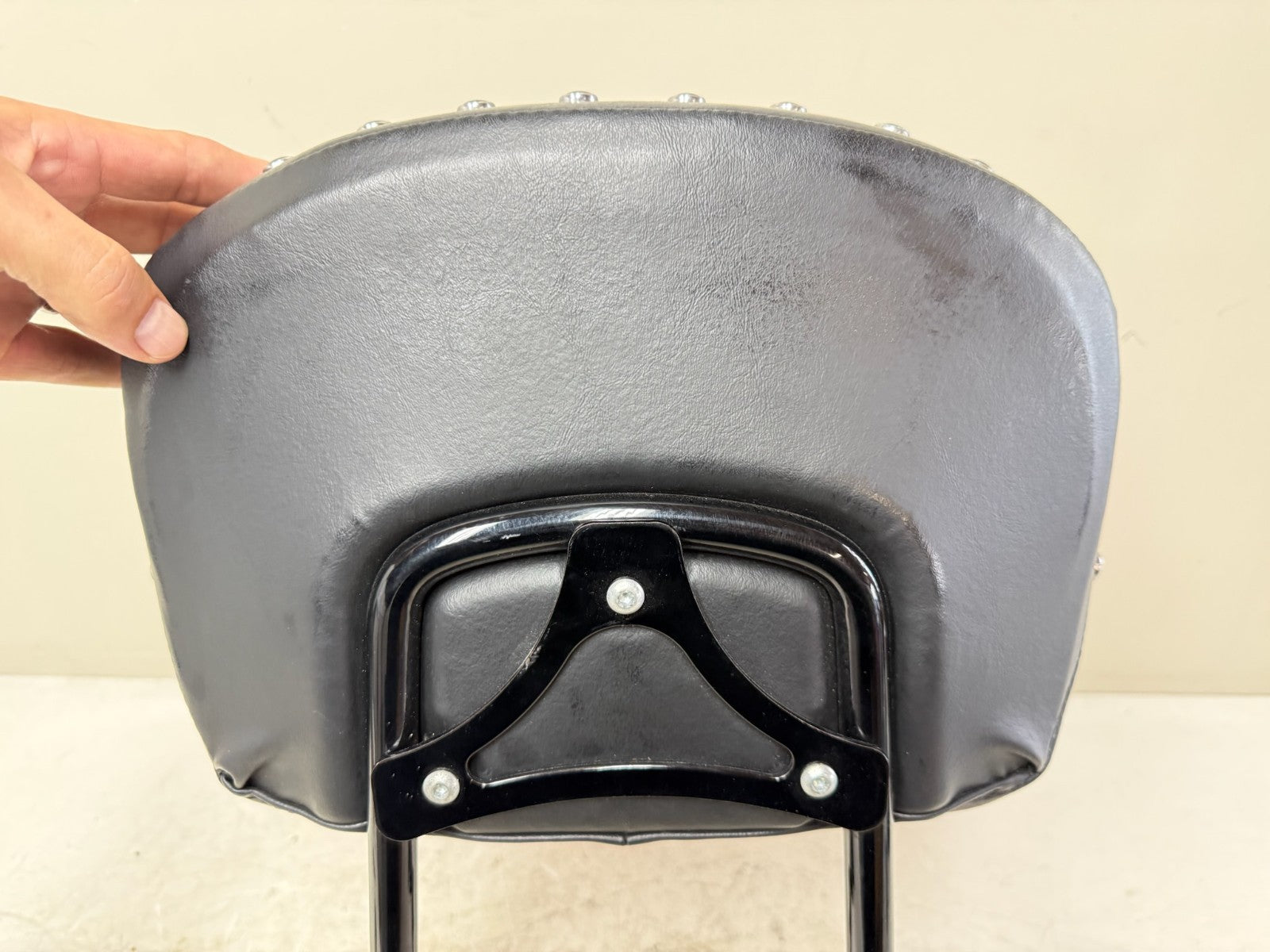 09-24 Street Road Glide Detachable Backrest Sissy Bar Studded