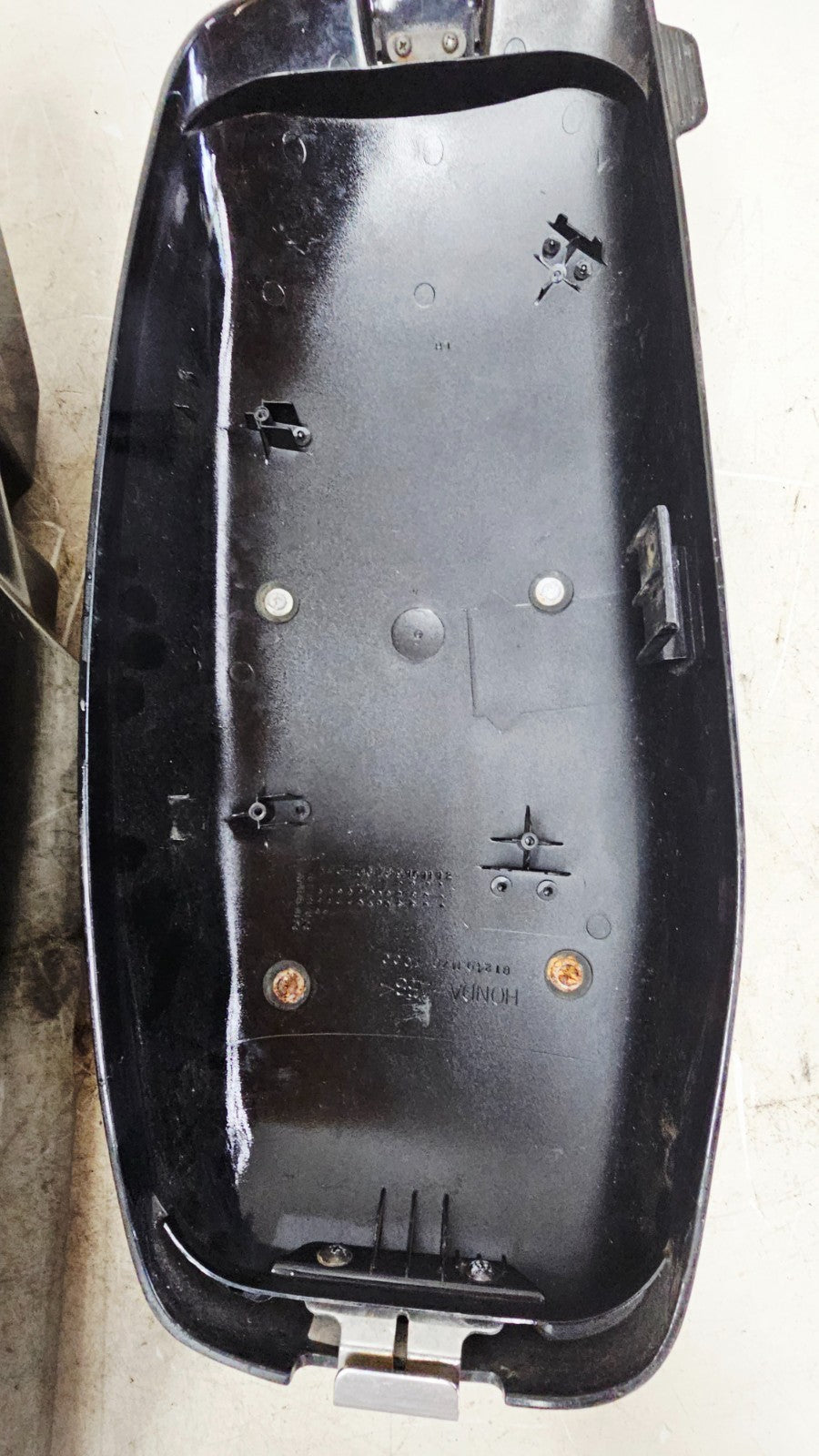 2000 HONDA VALKYRIE INTERSTATE Left Saddlebag Hard Side w/ Lid & Luggage Case