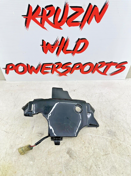 1999 HONDA VALKYRIE INTERSTATE Center Seat Lock Filler Panel Cover Fairing