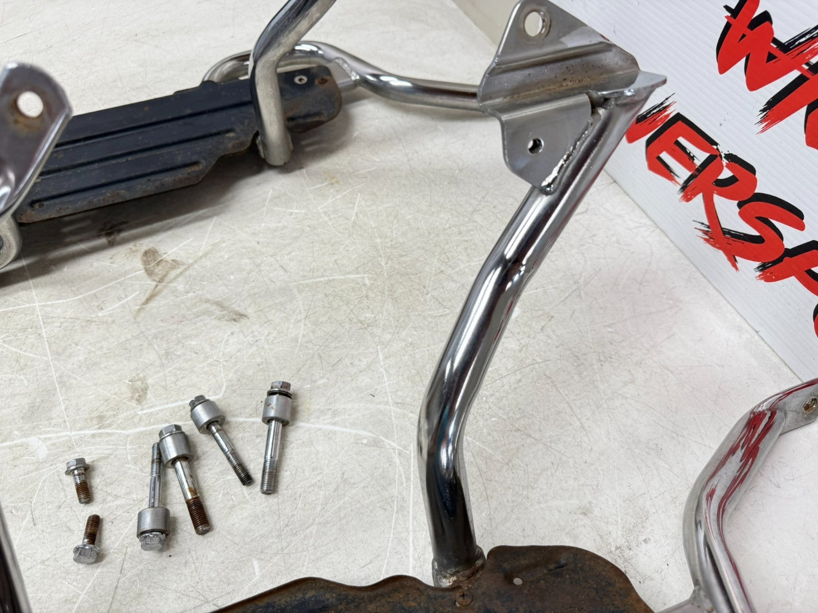 2001 HONDA VALKYRIE INTERSTATE Saddlebag Left Right Mount Bracket + Hardware