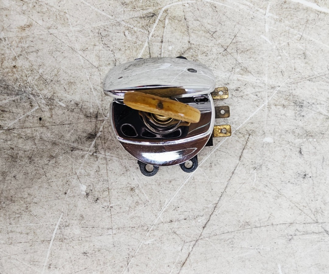 1997 HARLEY DYNA OEM Ignition Switch W/ Key