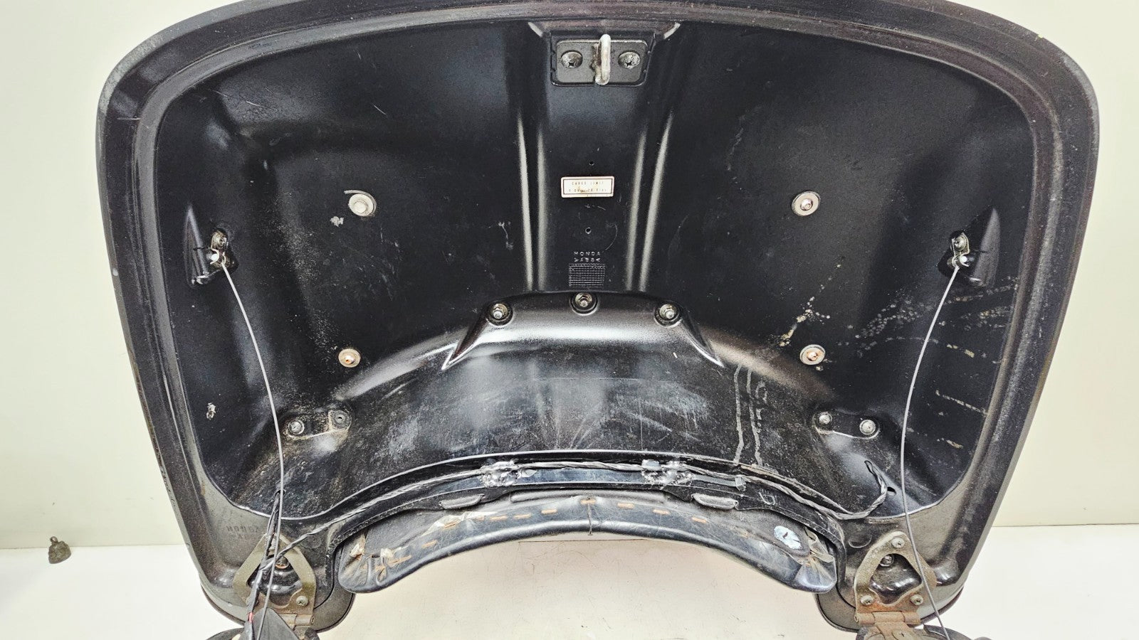 2000 HONDA VALKYRIE INTERSTATE Rear Back Trunk Luggage Speaker Lid Storage Box