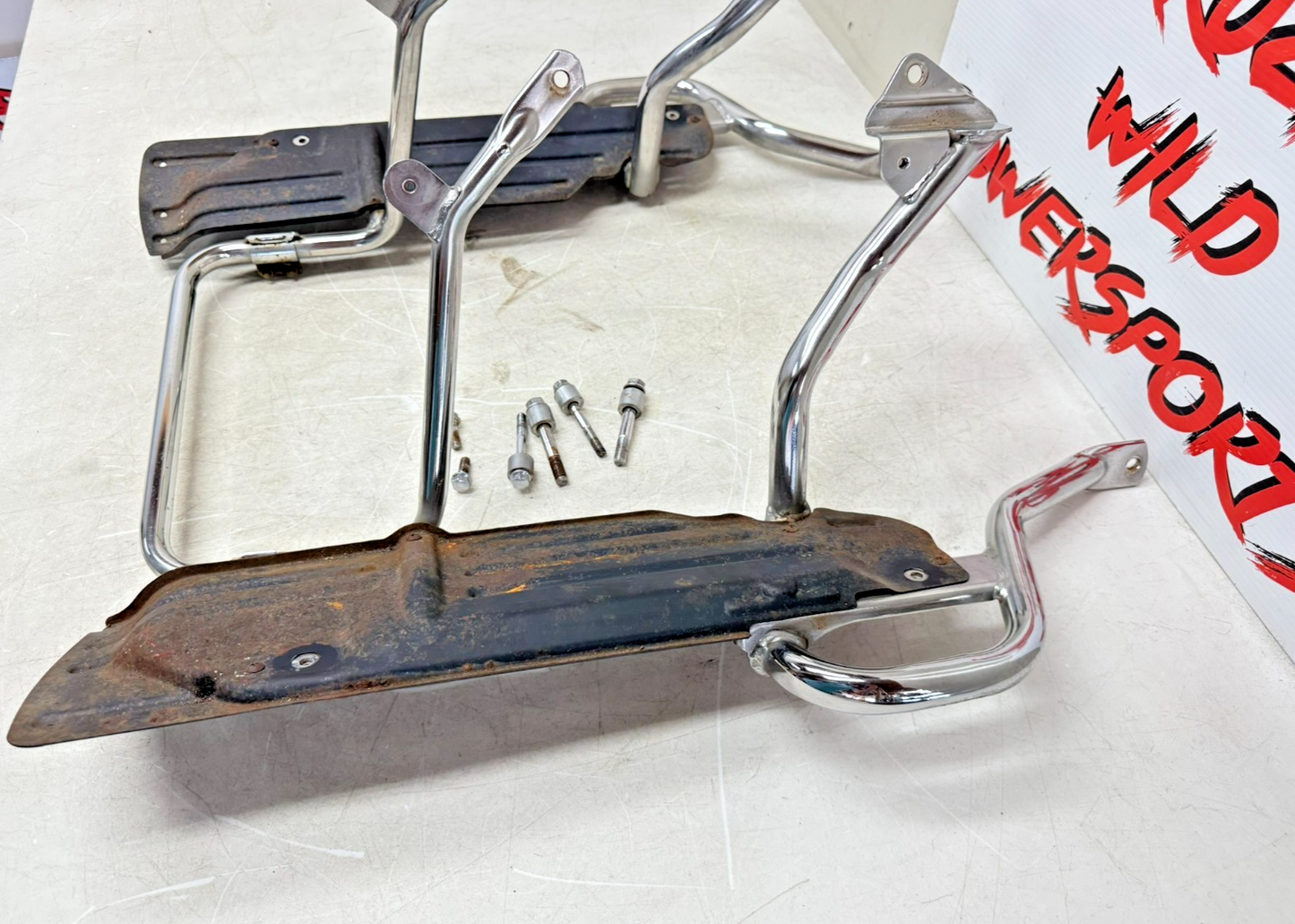 2001 HONDA VALKYRIE INTERSTATE Saddlebag Left Right Mount Bracket + Hardware