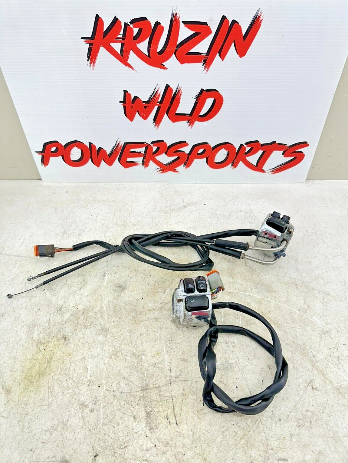 2002 HARLEY SOFTAIL Right Left hand Controls Switch + Throttle Cable