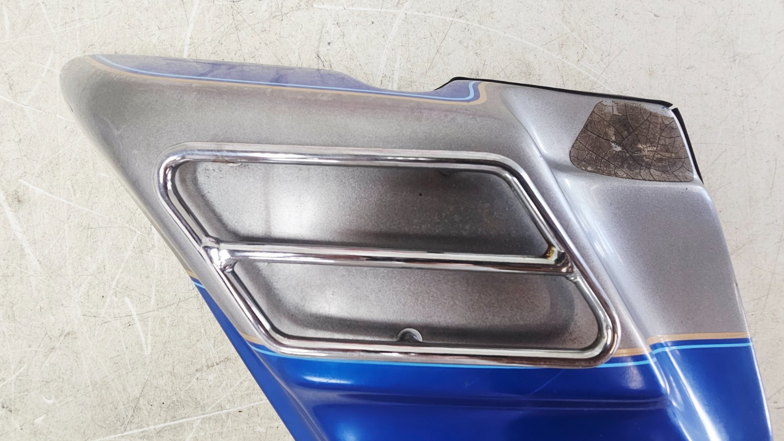 2000 HARLEY DAVIDSON FLH ROADKING Left Side Cover Fairing Panel Cowl OEM