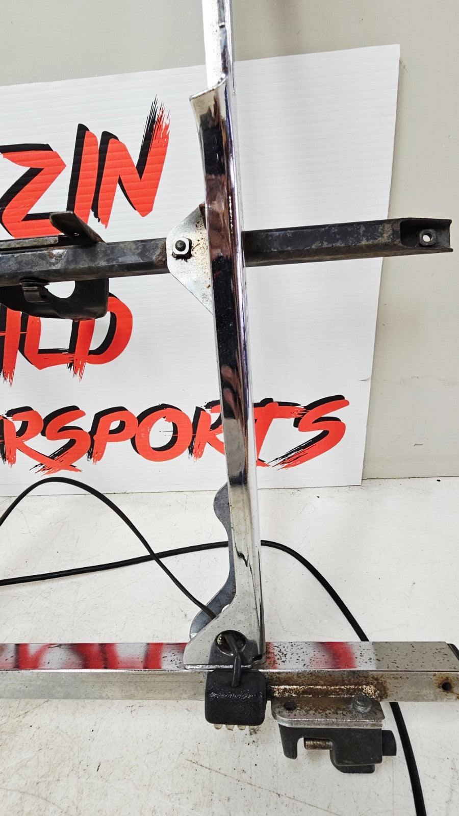 2000 HONDA VALKYRIE INTERSTATE Chrome Saddlebag Guard Luggage Rack Mount