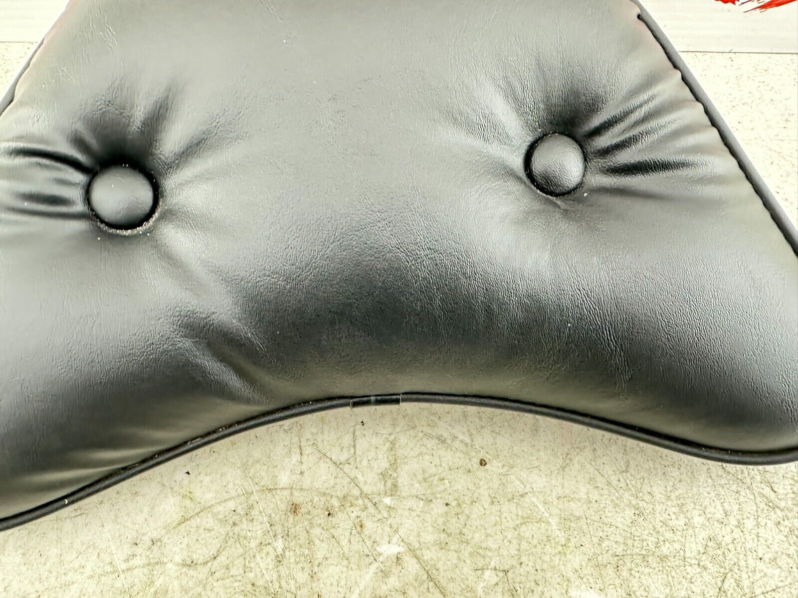 2001 HARLEY SOFTAIL FLSTS Heritage Springer Tall Backrest Pad W/ Studs
